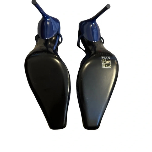 Casadei suede navy blue heel in size 8 - Picture 5 of 11